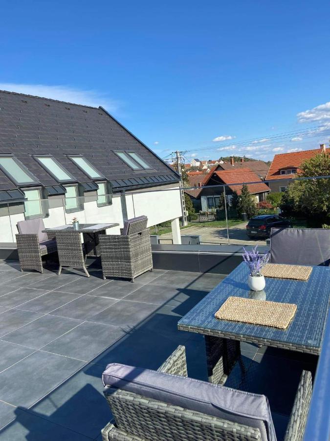 Villa Corner Tihany Luaran gambar
